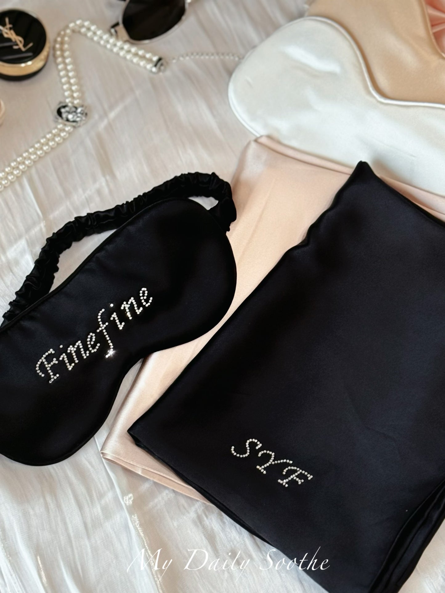 Custom-made Silk Eye Masks